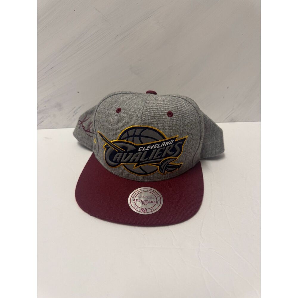 Mitchell & Ness Cleveland Cavaliers Snapback Kyrie Irving NBA Hardwood Classics